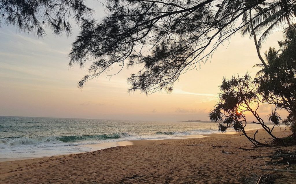 The Waves Beach Chalets, Tangalle, beach